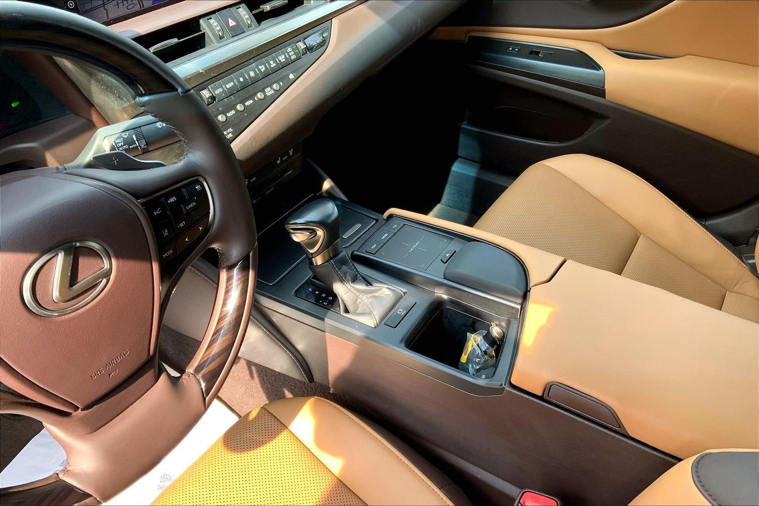 Used 2021 Green Lexus 350 image 15