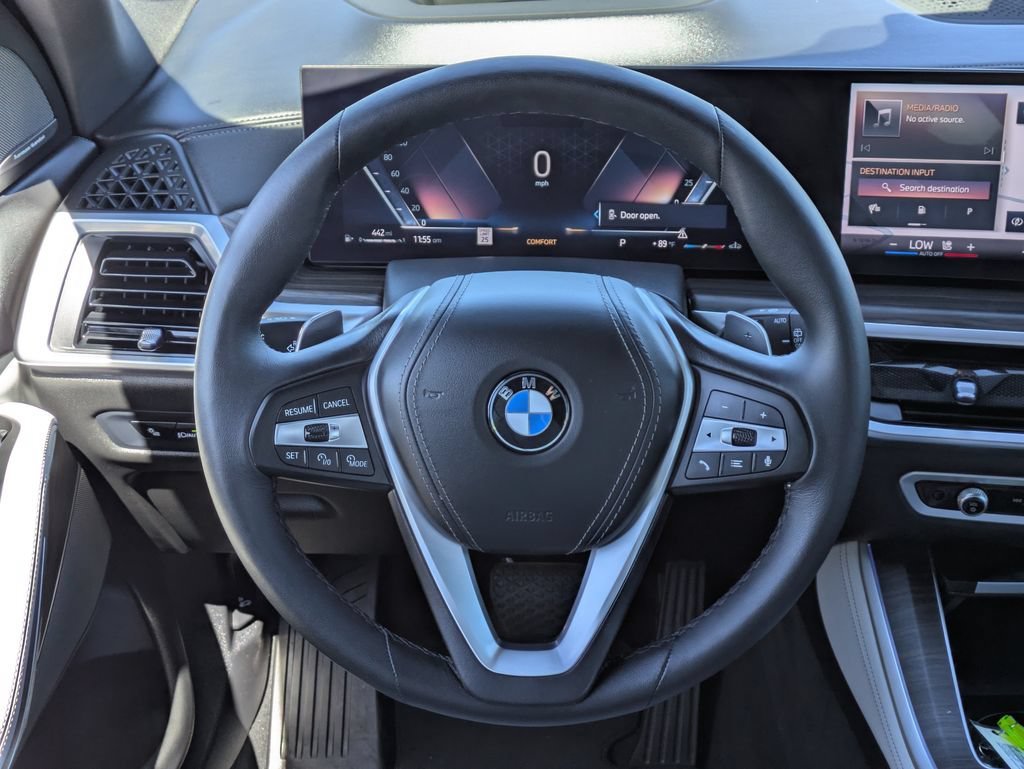 Used 2024 Skyscraper Grey Metallic BMW sDrive40i image 22