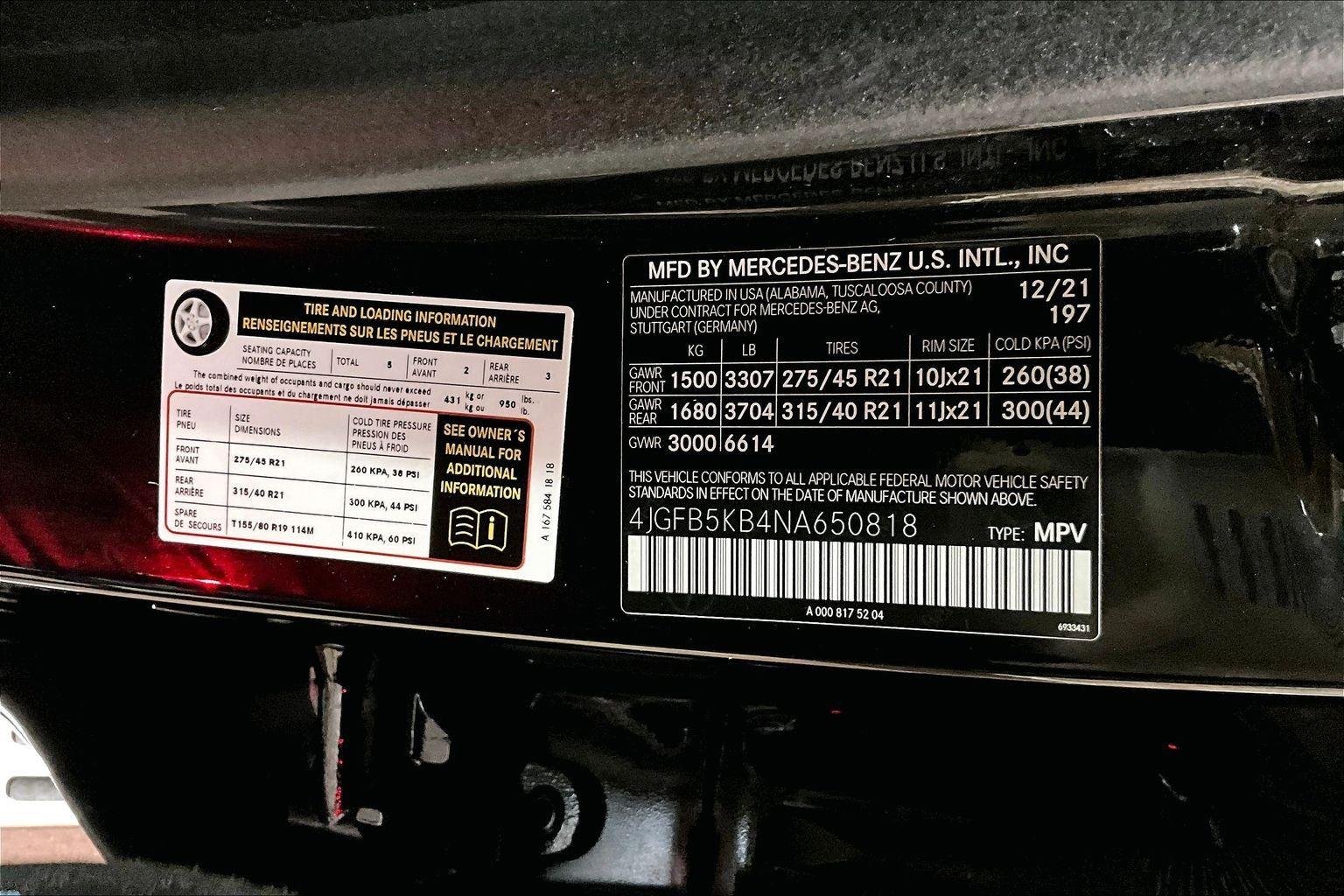 Used 2022 Obsidian Black Metallic Mercedes-Benz GLE 450 image 36