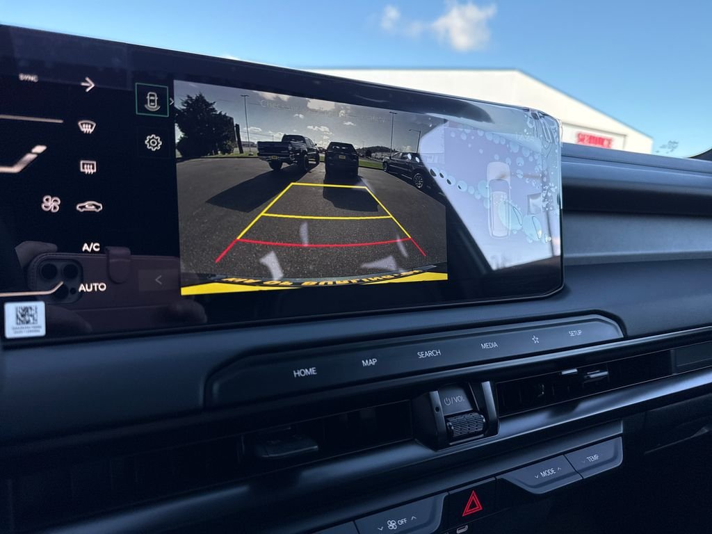 New 2027 Black Jade Green Kia X-Line EX image 27