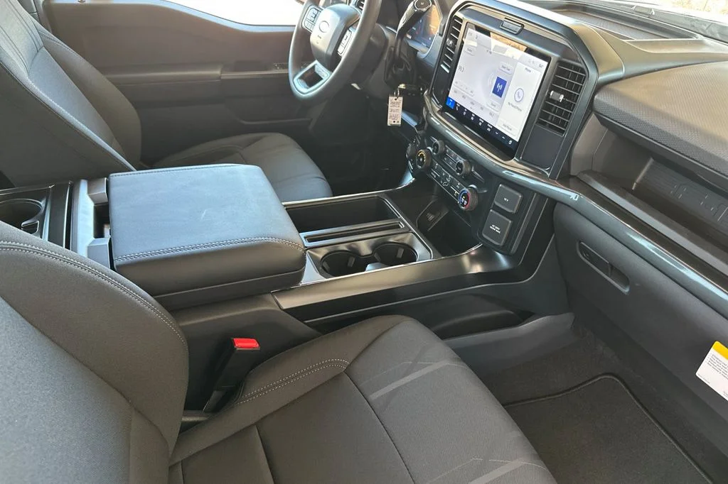 New 2026 Oxford White Ford STX image 15