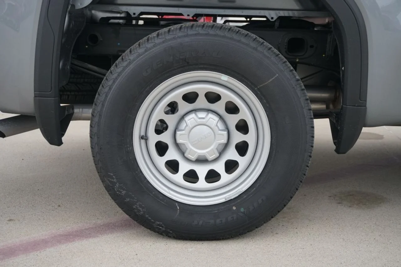 2026 GMC Sierra 1500 Pro - Photo 6