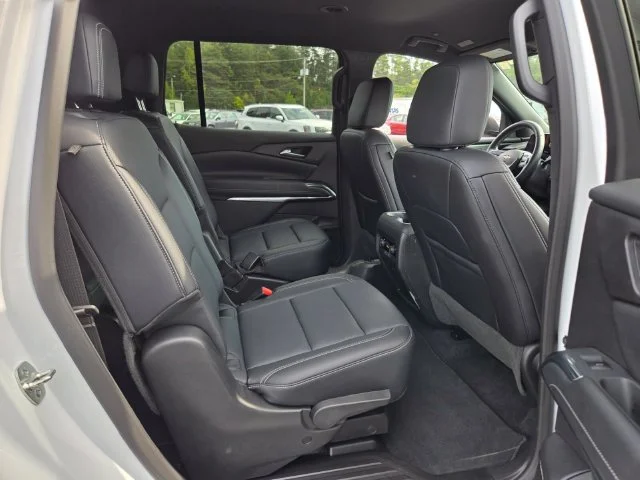 Used 2026 White Chevrolet LT image 21