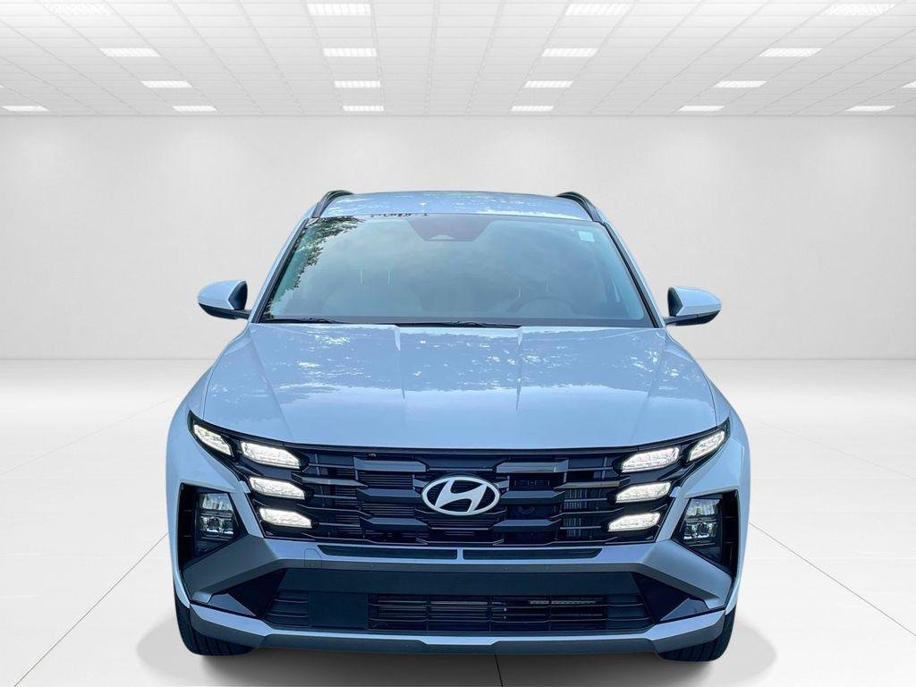 New 2026 White Hyundai SEL FWD image 3