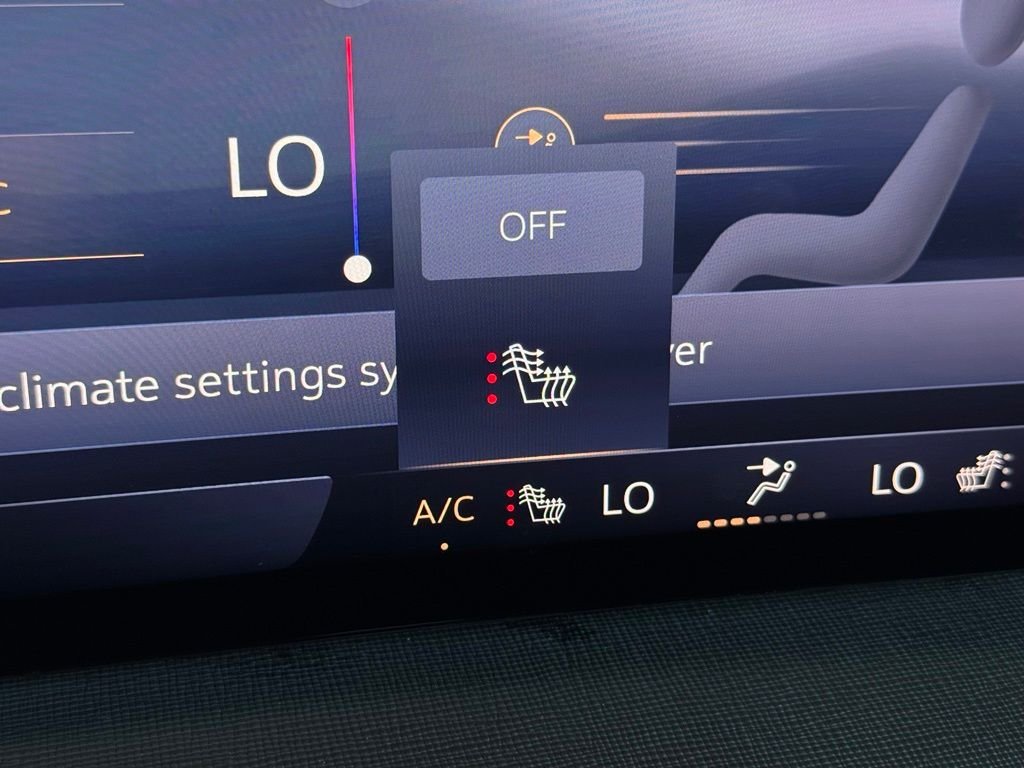 Used 2025 White Buick Preferred image 40