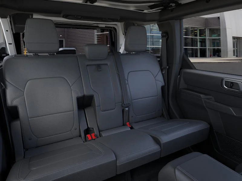New 2025 Oxford White Ford Badlands® image 39