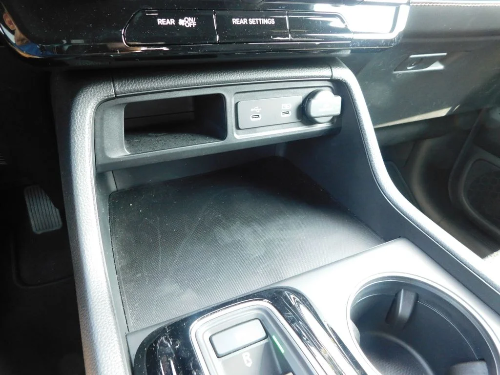 Used 2026 White Honda Sport image 47