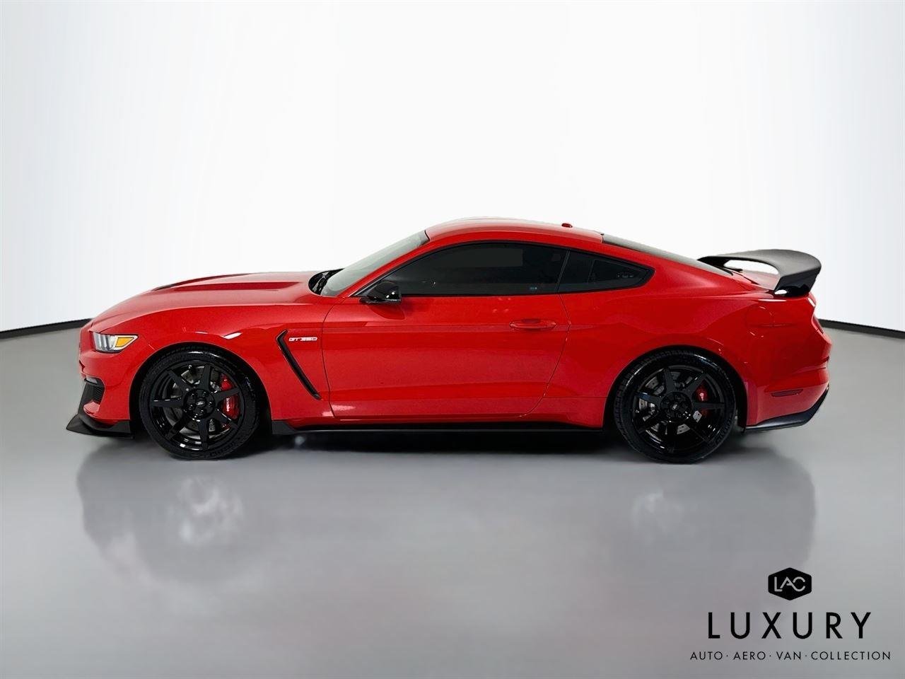 Used 2017 Race Red Ford Shelby GT350R | Recaro Seats | Manual Trans image 9
