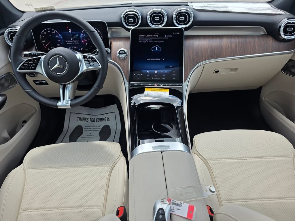 New 2026 Polar White Mercedes-Benz GLC 300 image 50
