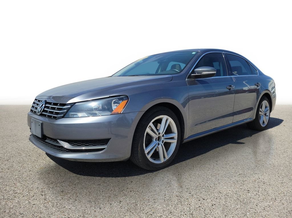 Used 2014 Gray Volkswagen 2.0L TDI SE image 2