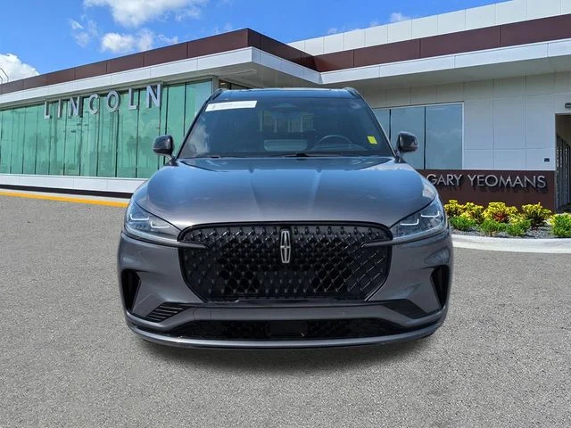 Certified Used 2025 Gray Metallic Lincoln Black Label image 9