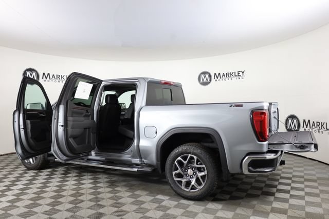 2026 GMC Sierra 1500 SLT - Photo 19