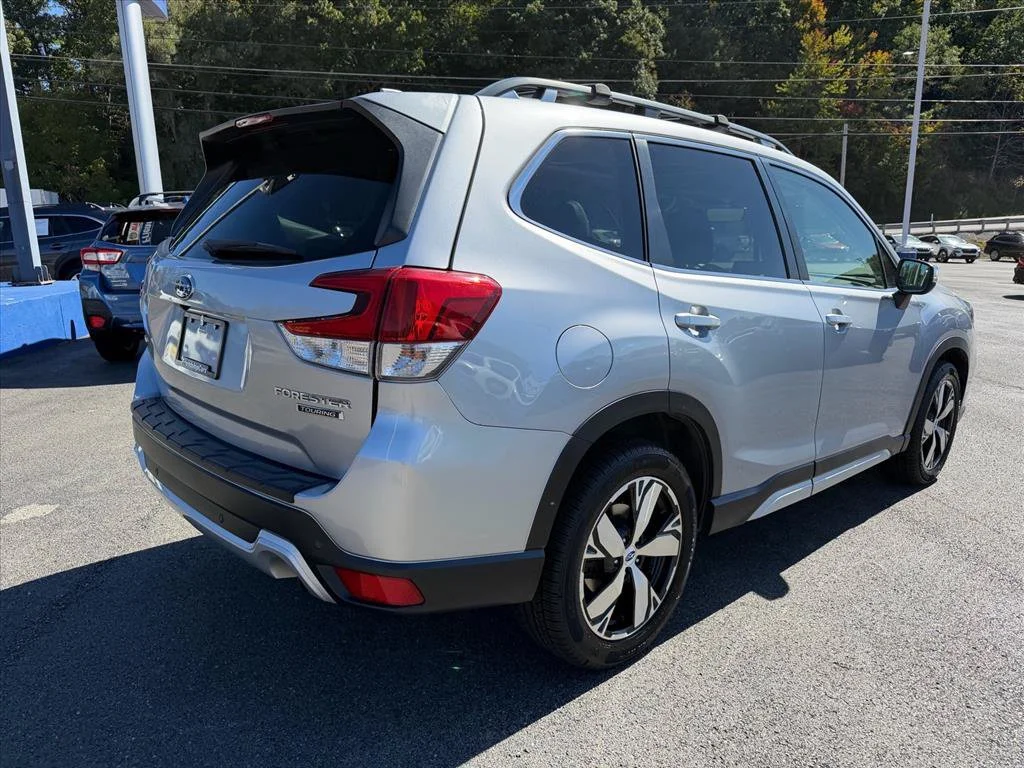 Used 2020 Silver Subaru Touring image 9