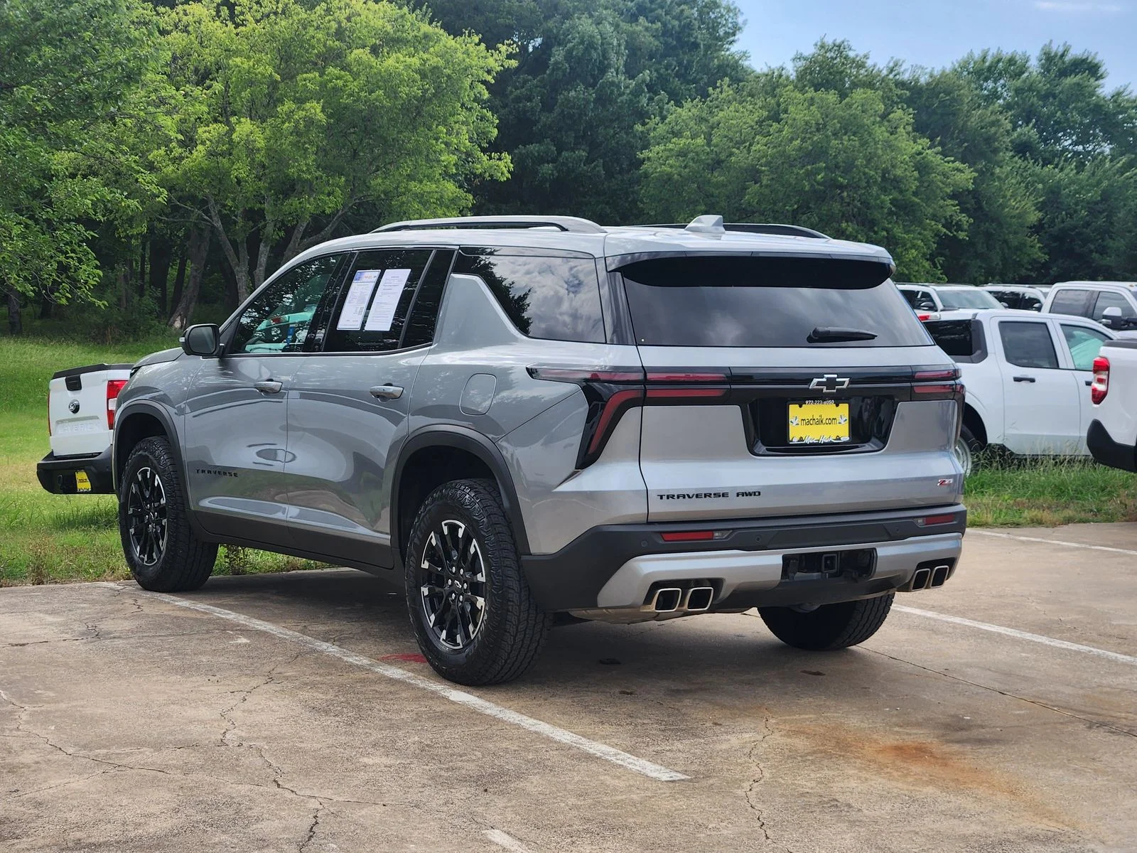 Used 2025 Gray Chevrolet Z71 image 6