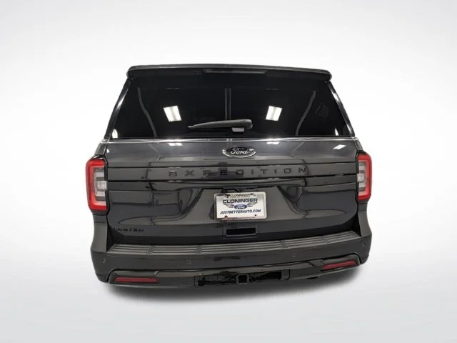 Used 2024 Gray Ford Limited image 7