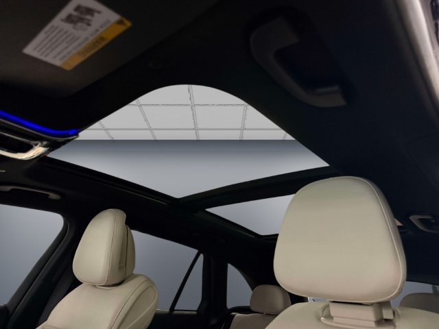 Used 2024 Blue Mercedes-Benz GLC 300 image 19