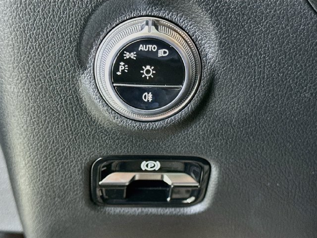 Used 2026 Black Mercedes-Benz C 300 image 10