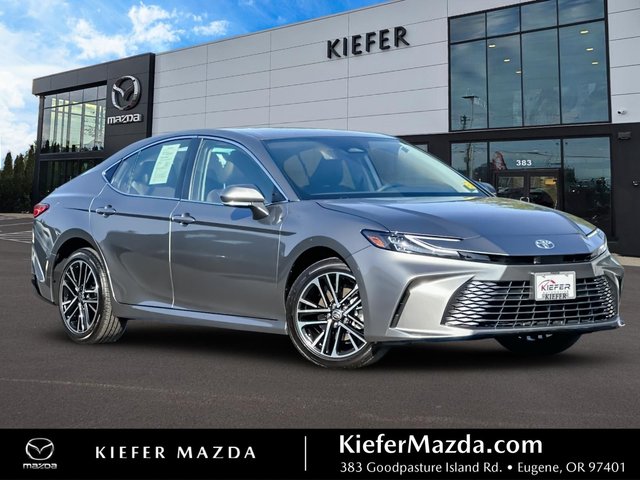 2025 Toyota Camry XLE