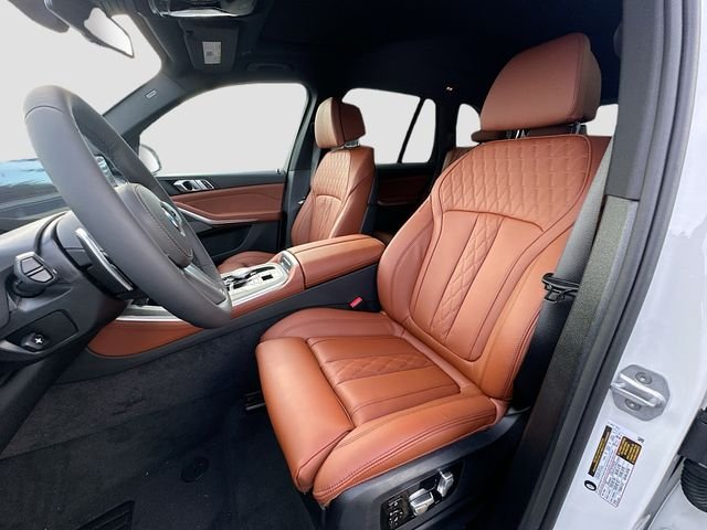New 2026 White BMW sDrive40i image 14