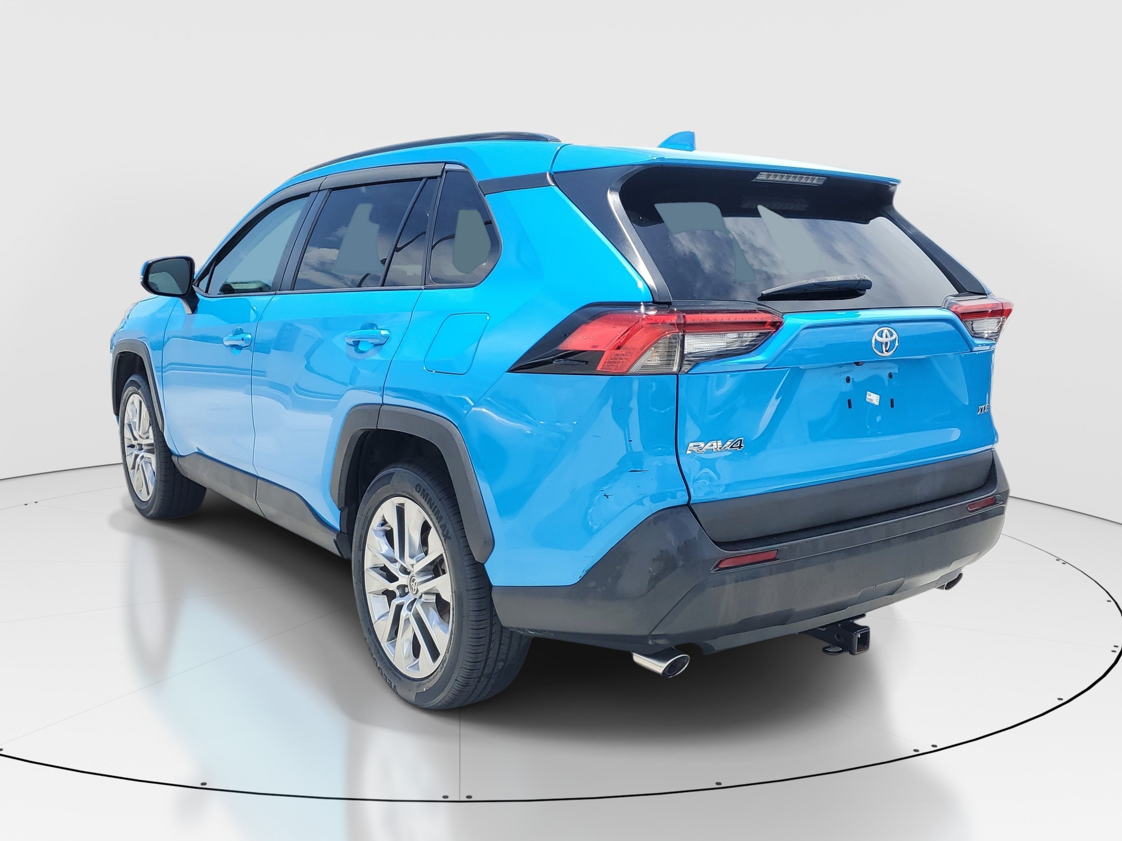 Certified Used 2021 Blue Flame Toyota XLE Premium image 4