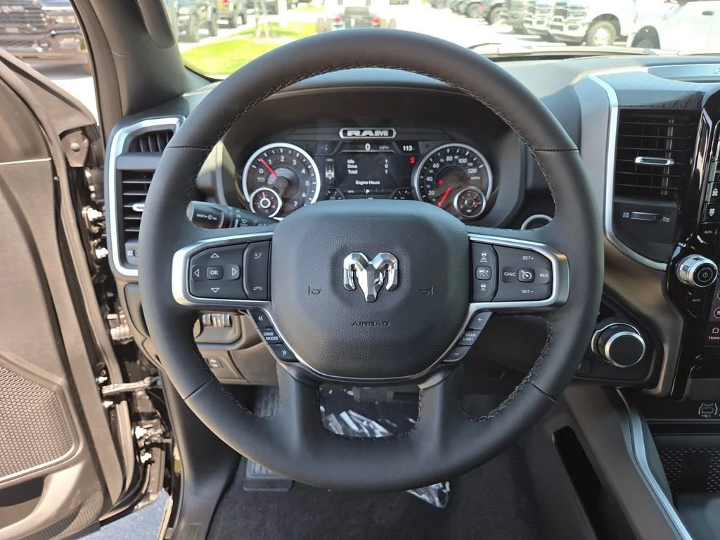 New 2026 Diamond Black Crystal Pearl-Coat Exterior Paint RAM Big Horn image 16