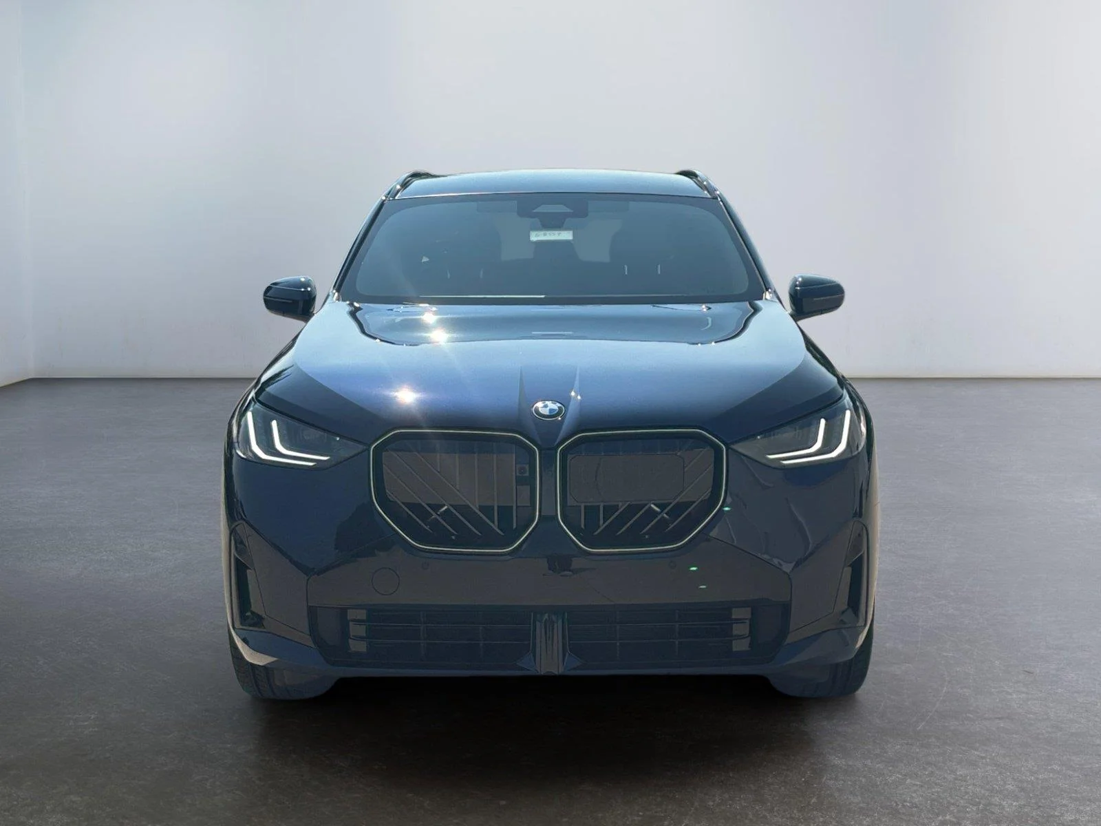 New 2026 Tanzanite Blue II Metallic BMW 30 xDrive image 8