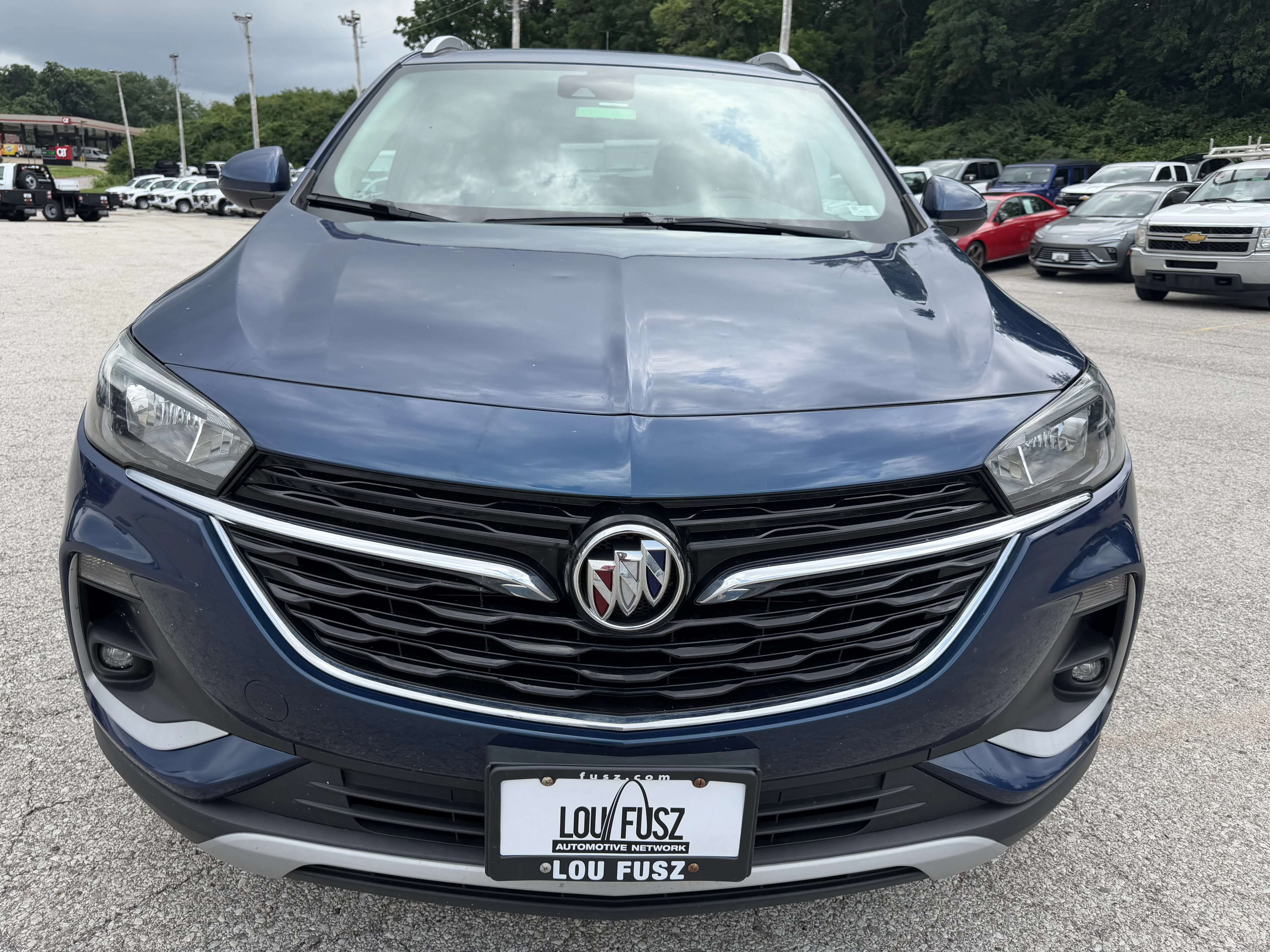 Used 2020 Deep Azure Metallic Buick Select image 2