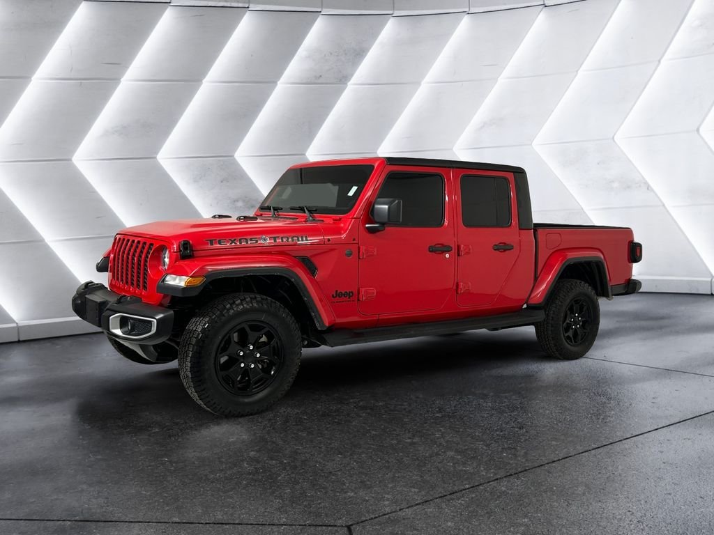 Used 2023 Red Jeep Texas Trail image 3