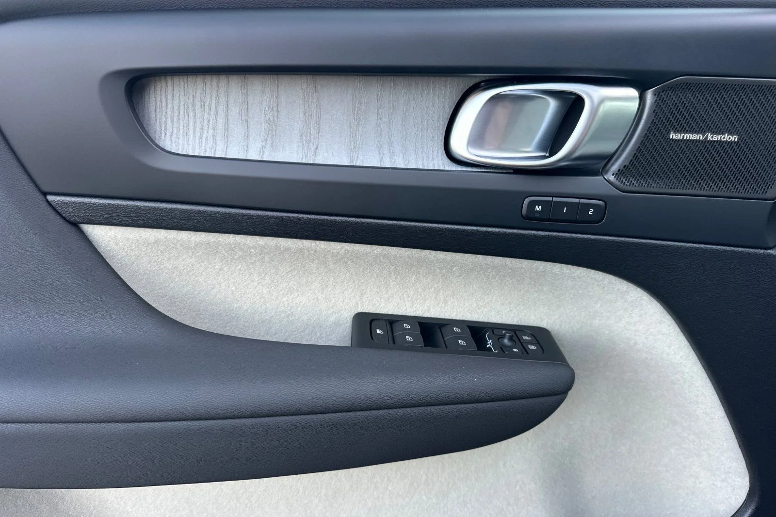 New 2026 Blue Volvo Plus image 10