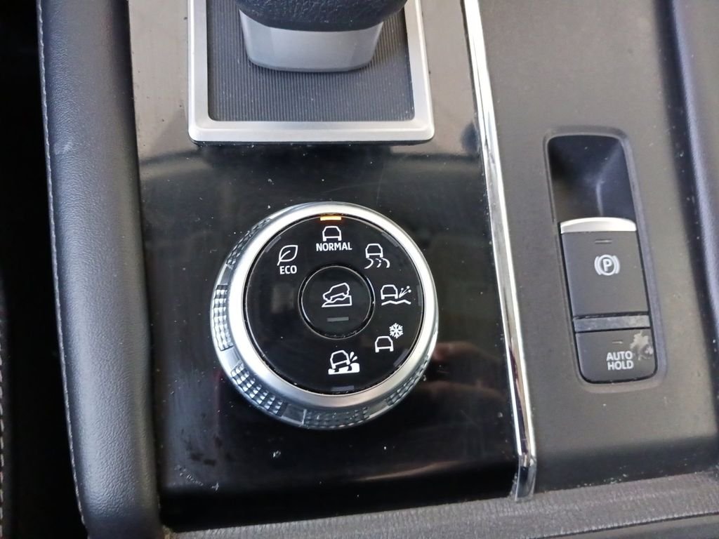 Used 2022 Red Mitsubishi ES image 25