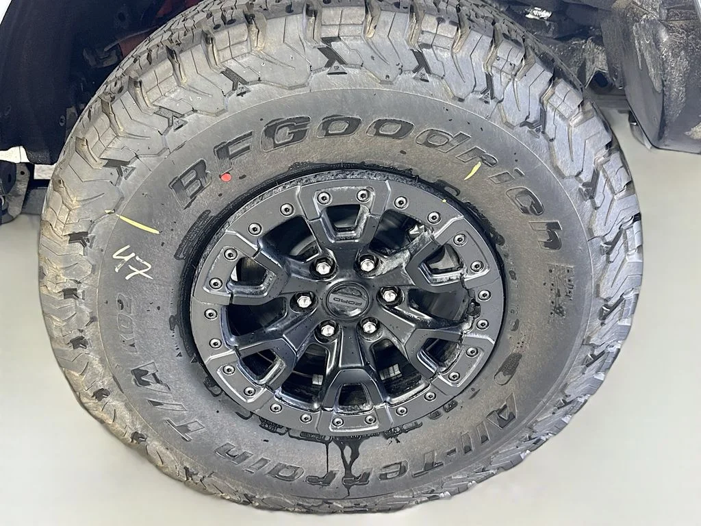 New 2026 Oxford White Ford Raptor image 32