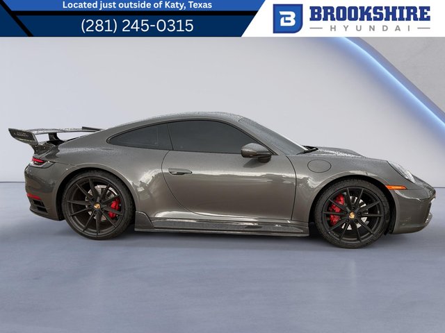 2022 Porsche 911 Carrera