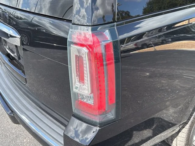 Certified Used 2020 ONYX BLACK GMC Denali image 10