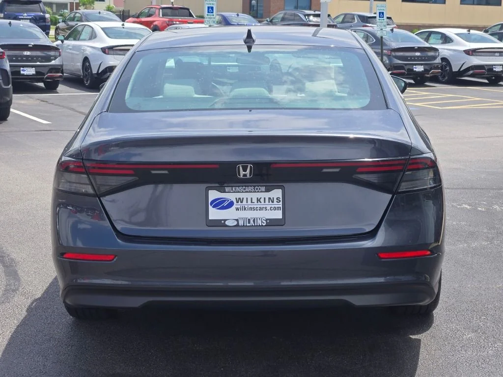 Used 2023 Meteorite Gray Metallic Honda EX image 12