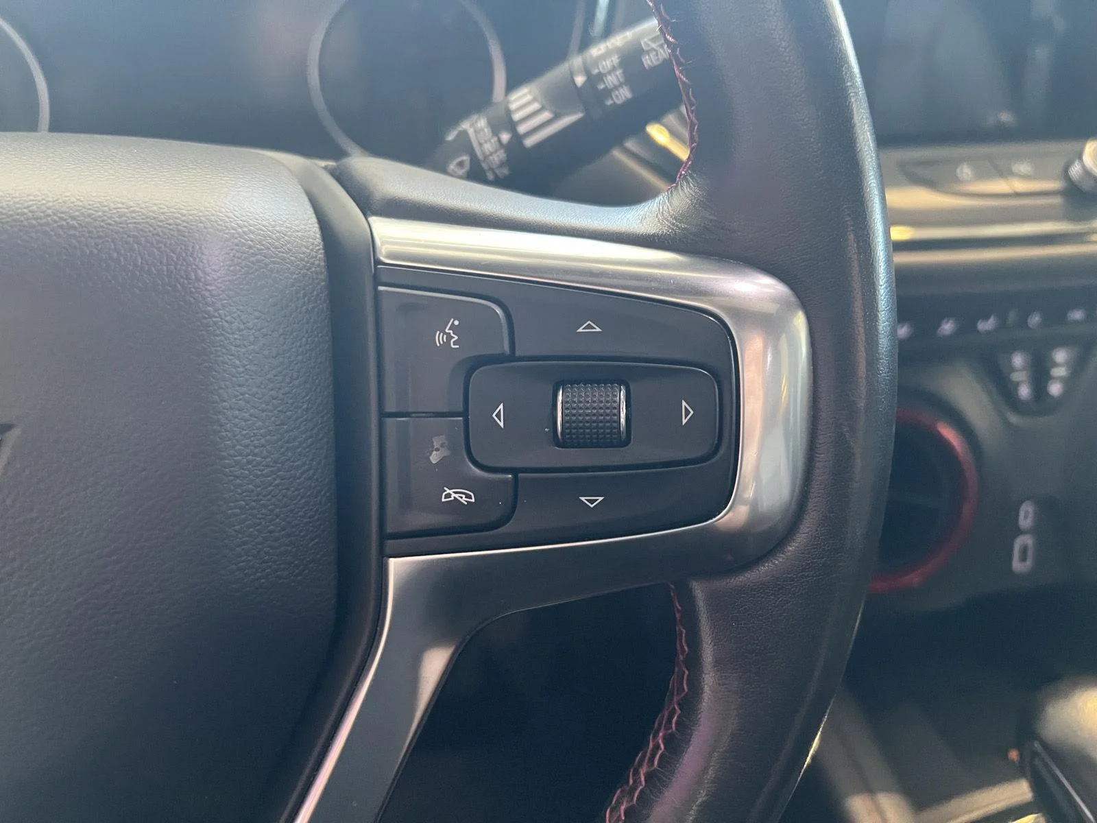 Used 2020 BLACK Chevrolet RS image 19