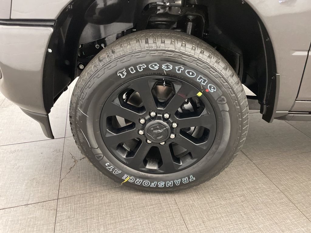New 2026 Granite Crystal Metallic Clear-Coat Exterior Paint RAM Laramie image 10