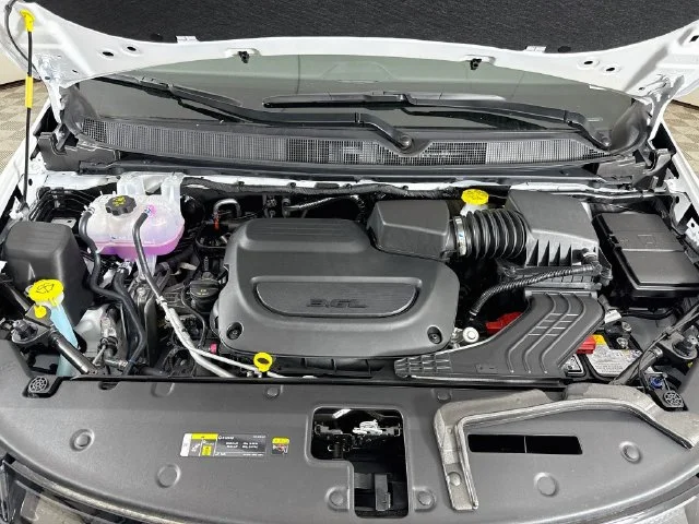 New 2027 White/off-white Chrysler Limited image 32