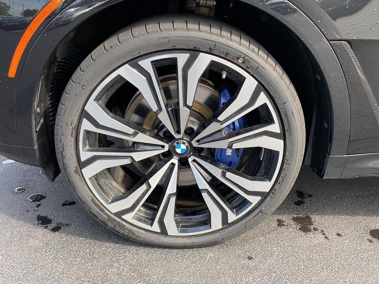 Certified Used 2024 Black Sapphire Metallic BMW M60i image 9