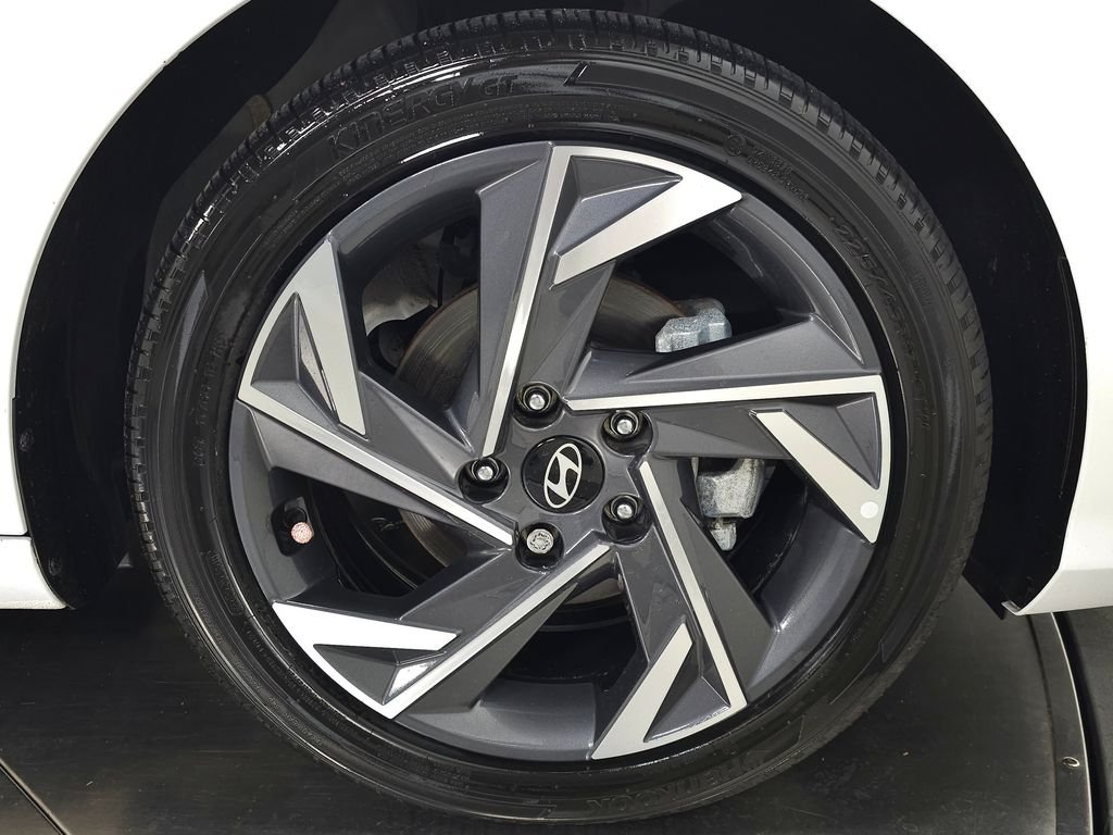 Certified Used 2025 Serenity White Hyundai SEL Convenience image 11