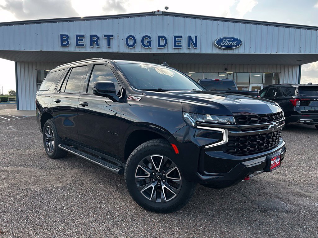 Used 2022 Blue Chevrolet Z71 image 1