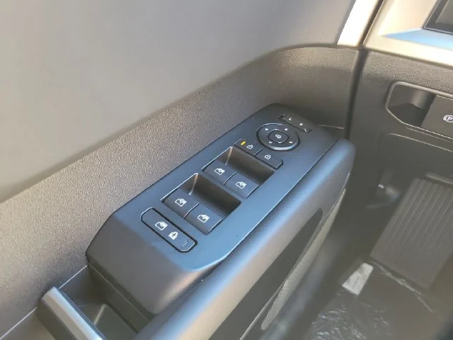New 2027 Black Jade Green Kia SX image 28