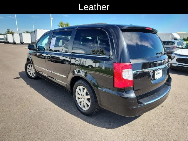 Used 2013 Black Chrysler Touring image 8