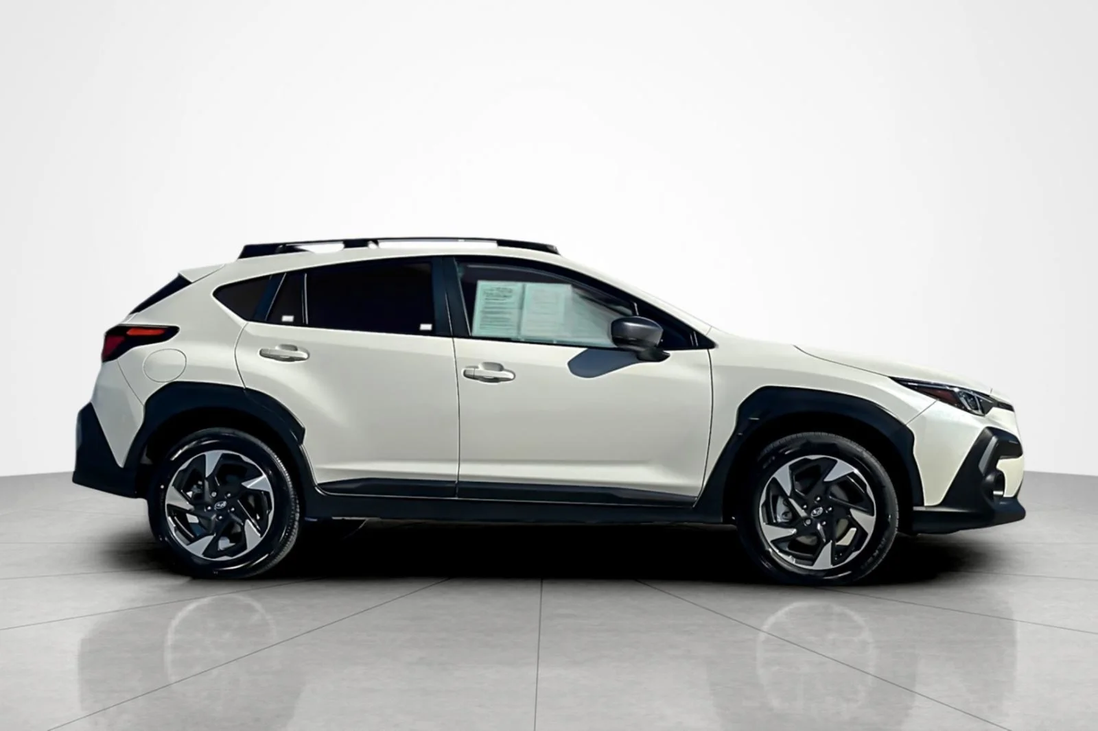 Used 2024 Crystal White Pearl Subaru Limited image 6
