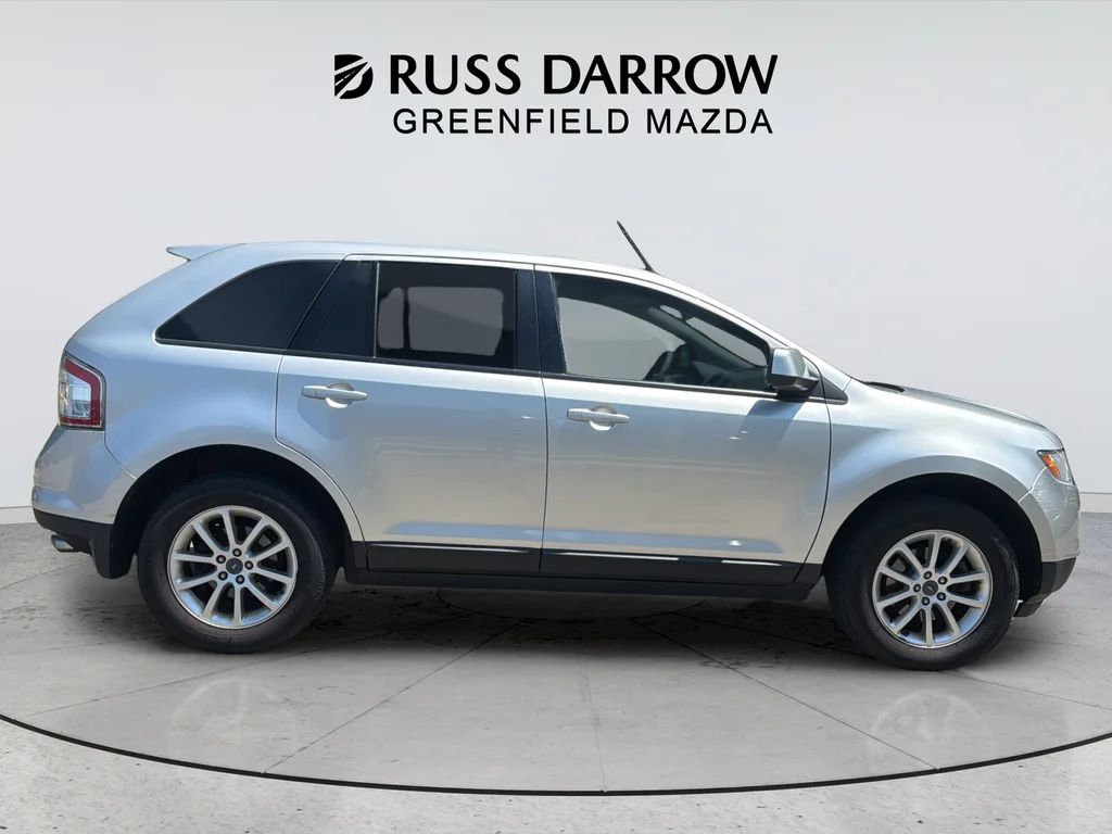Used 2010  Ford SEL image 6