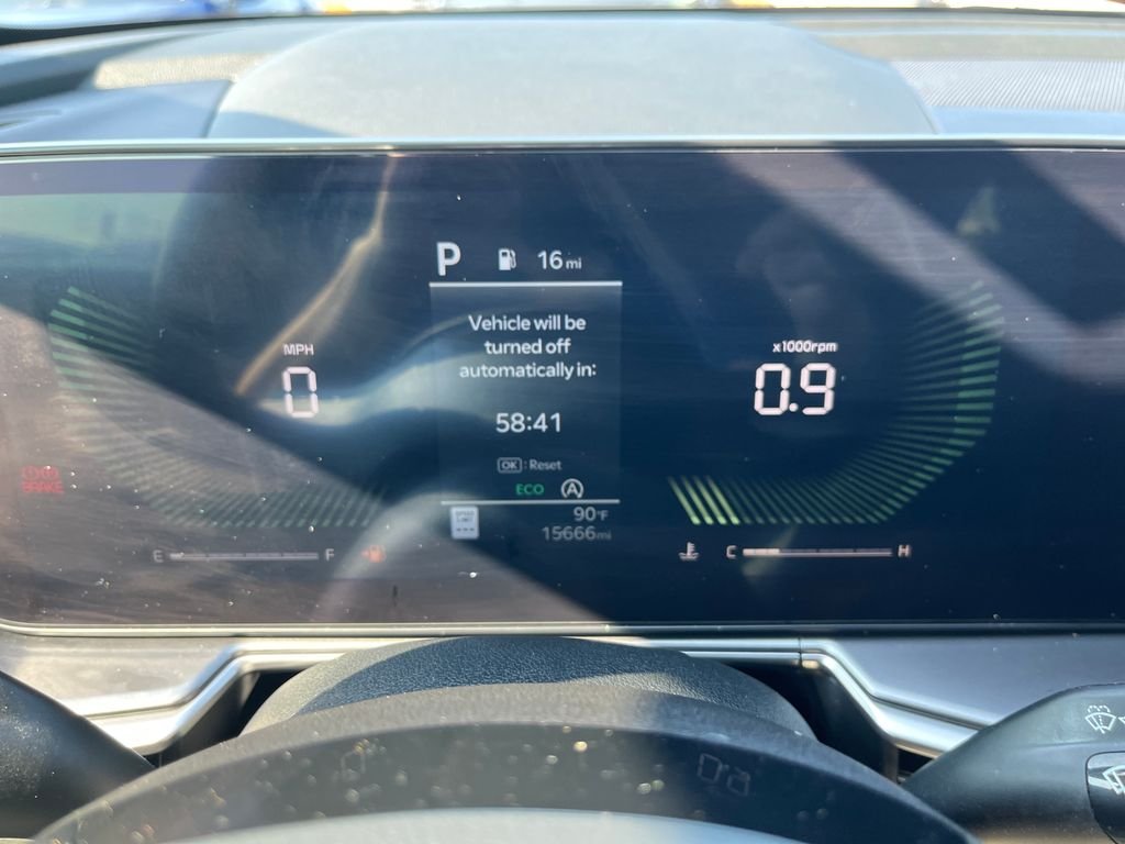 Used 2025 Metal Kia S image 15
