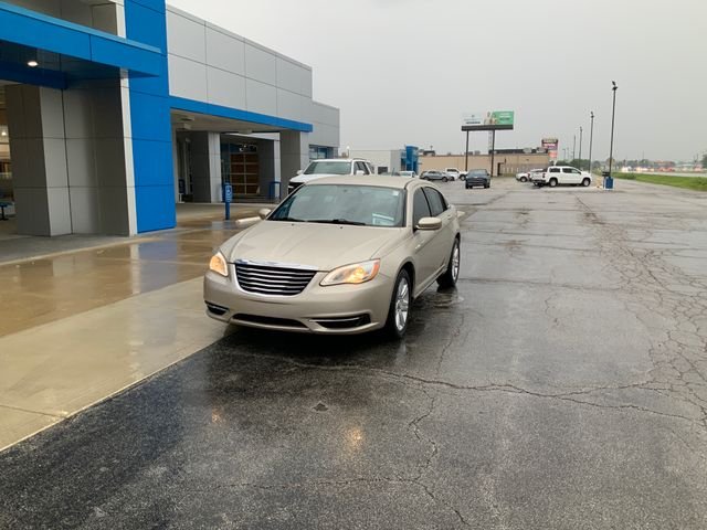Used 2013 Chrysler 200 Touring with VIN 1C3CCBBBXDN700331 for sale in Kokomo, IN