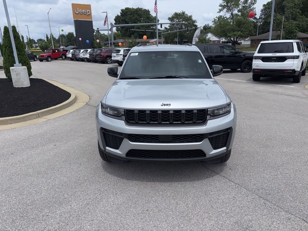 New 2026 Silver Zynith Exterior Paint Jeep Laredo image 8