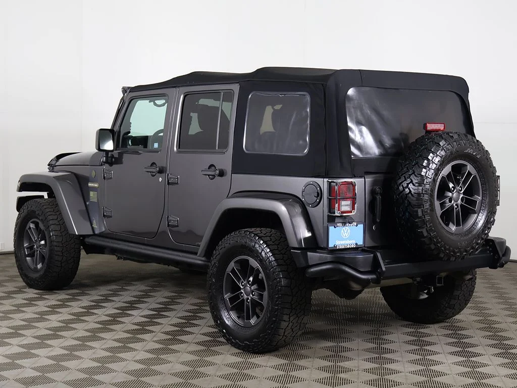 Used 2018 Granite Crystal Metallic Clearcoat Jeep Unlimited Sport image 6