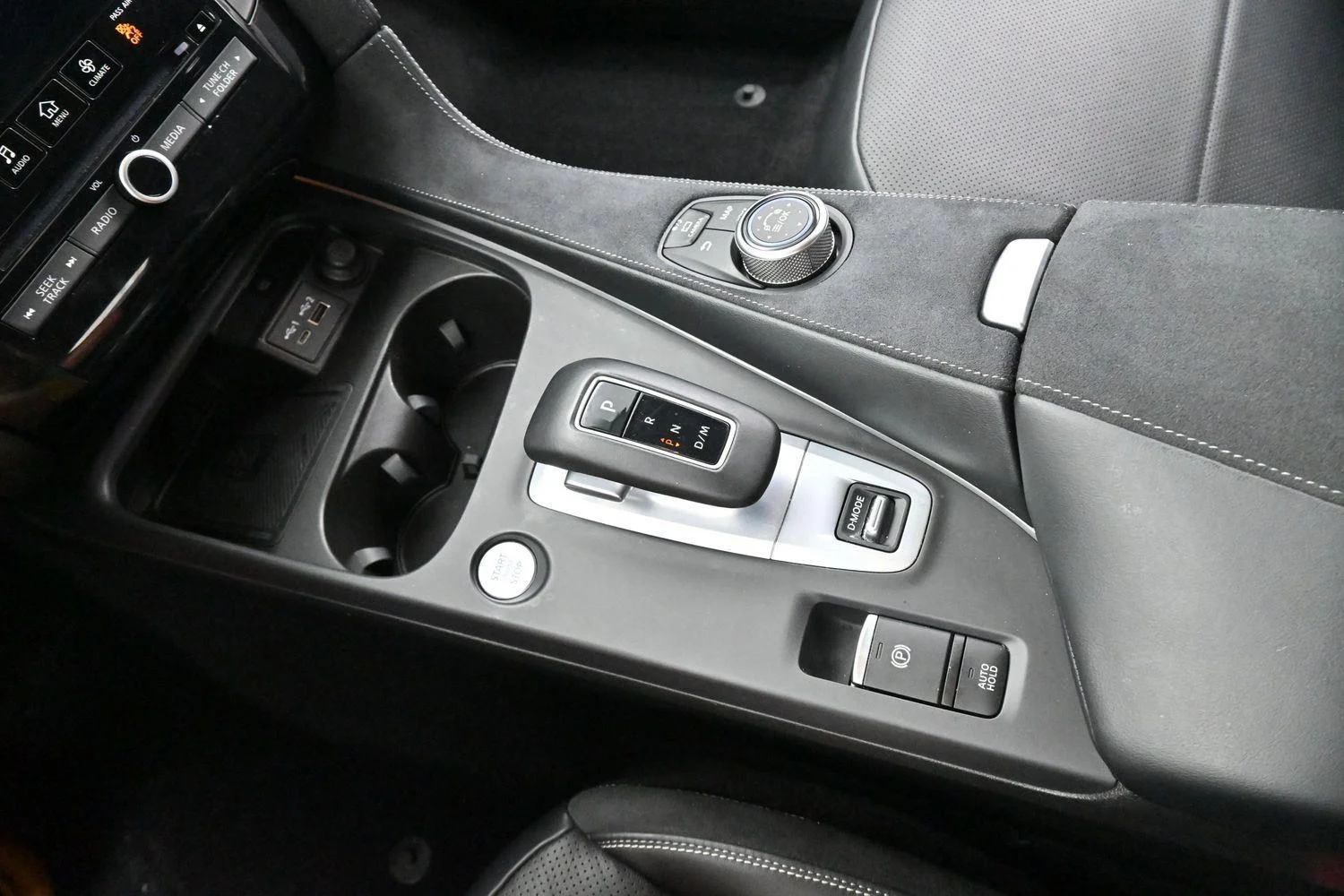 Used 2024 Black Obsidian INFINITI SENSORY image 27