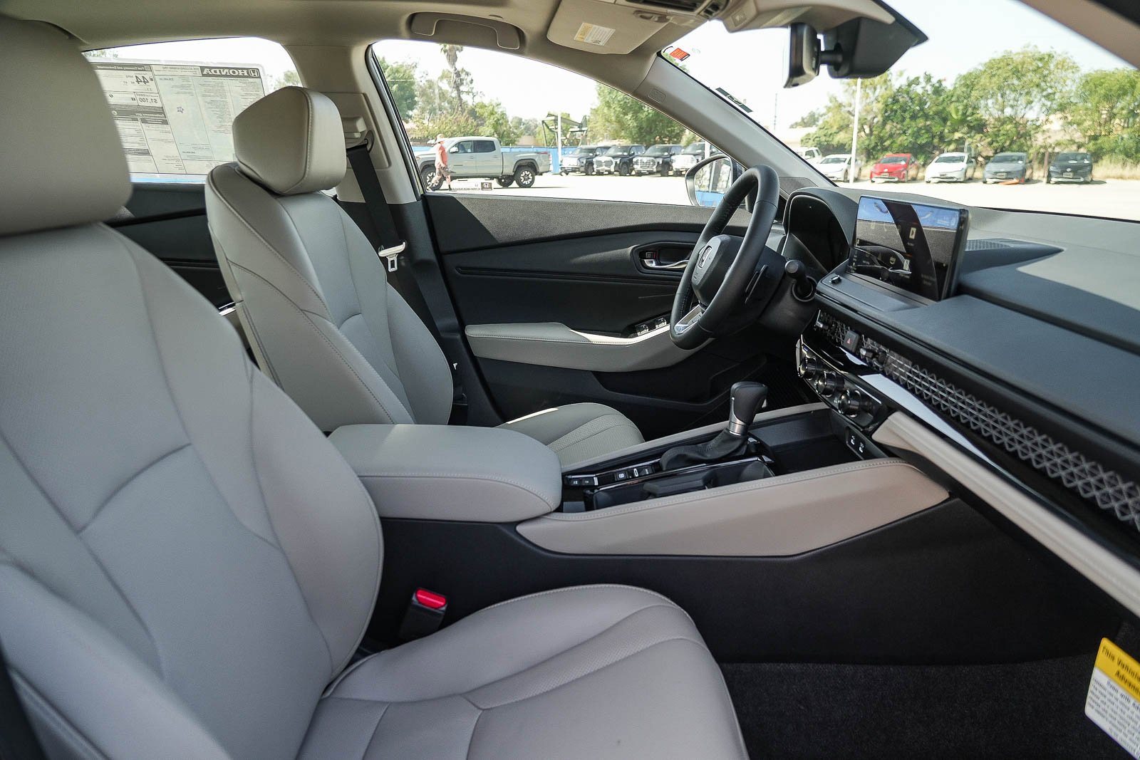 New 2026 Urban Gray Pearl Honda Touring image 19